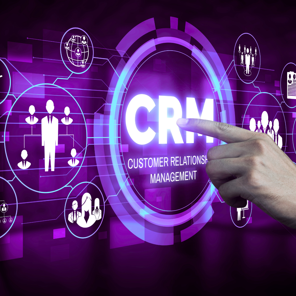Kết nối CRM tự động hoá pipeline bán hàng, CDP thu thập và phân tích dữ liệu hành vi người dùng trên toàn kênh